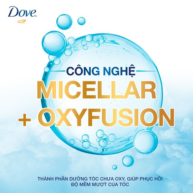 Kem Xả Dove Dưỡng Tóc Bồng Bềnh (Mới) 320g với công nghệ Oxyfusion® độc đáo Kem Xả Dove Dưỡng Tóc Bồng Bềnh (Mới) 320g với công nghệ Oxyfusion® độc đáo bao gồm các thành phần dưỡng tóc chứa Oxy, giúp nuôi dưỡng và phục hồi độ mềm mượt của tóc.