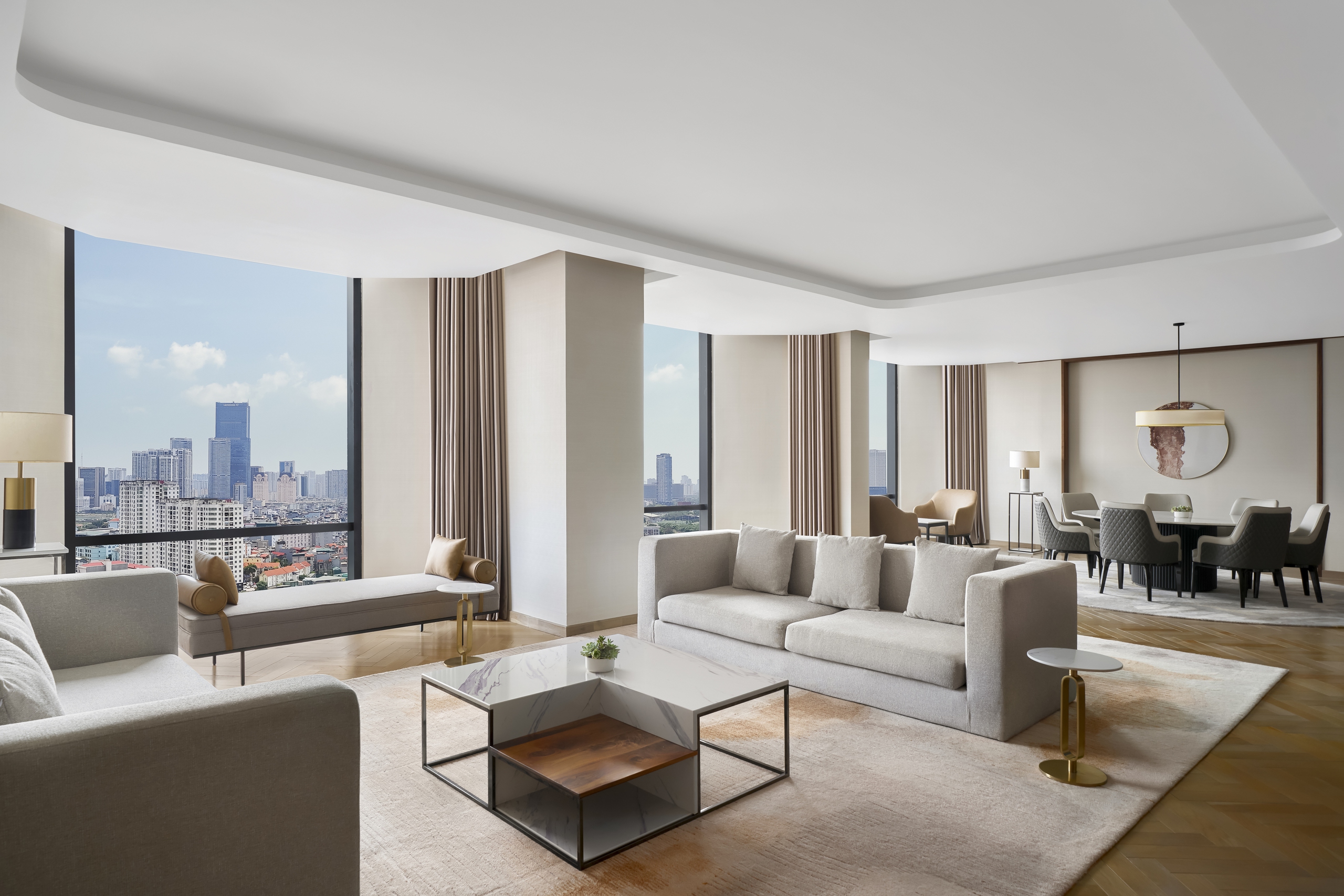 Khách sạn 5 sao đẳng cấp thế giới tiếp tục mở rộng hiện diện tại Việt Nam- Ảnh 2. Sheraton Hanoi West sở hữu hệ thống 520 phòng cao cấp và đa dạng, từ hạng phòng cơ bản, phòngsSuites cao cấp đến các căn hộ đầy đủ tiện nghi, phục vụ nhu cầu công vụ cũng như nghỉ dưỡng cho mọi du khách