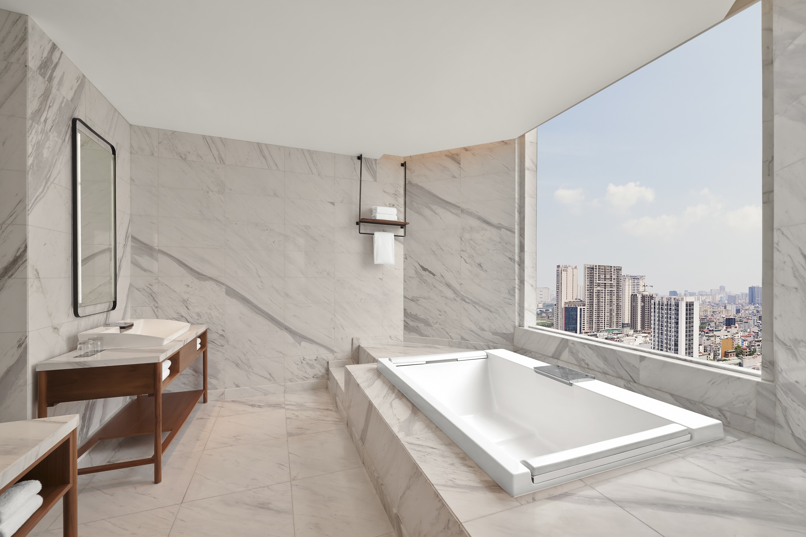 Khách sạn 5 sao đẳng cấp thế giới tiếp tục mở rộng hiện diện tại Việt Nam- Ảnh 6. Sheraton Hanoi West có 390 phòng tiêu chuẩn và phòng Suites cùng 130 căn hộ với thiết kế rộng rãi, giúp du khách có nhiều lựa chọn phong phú cho mọi loại hình lưu trú, từ nghỉ dưỡng ngắn hạn đến các chuyến đi công tác kéo dài